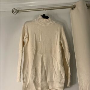 Old Navy Cream Turtleneck Sweater